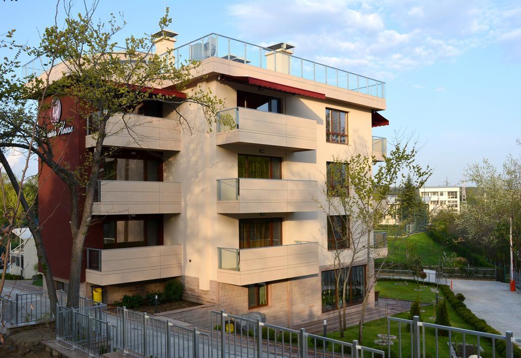 Victoriya'S House Hotel Hisarya Exterior photo
