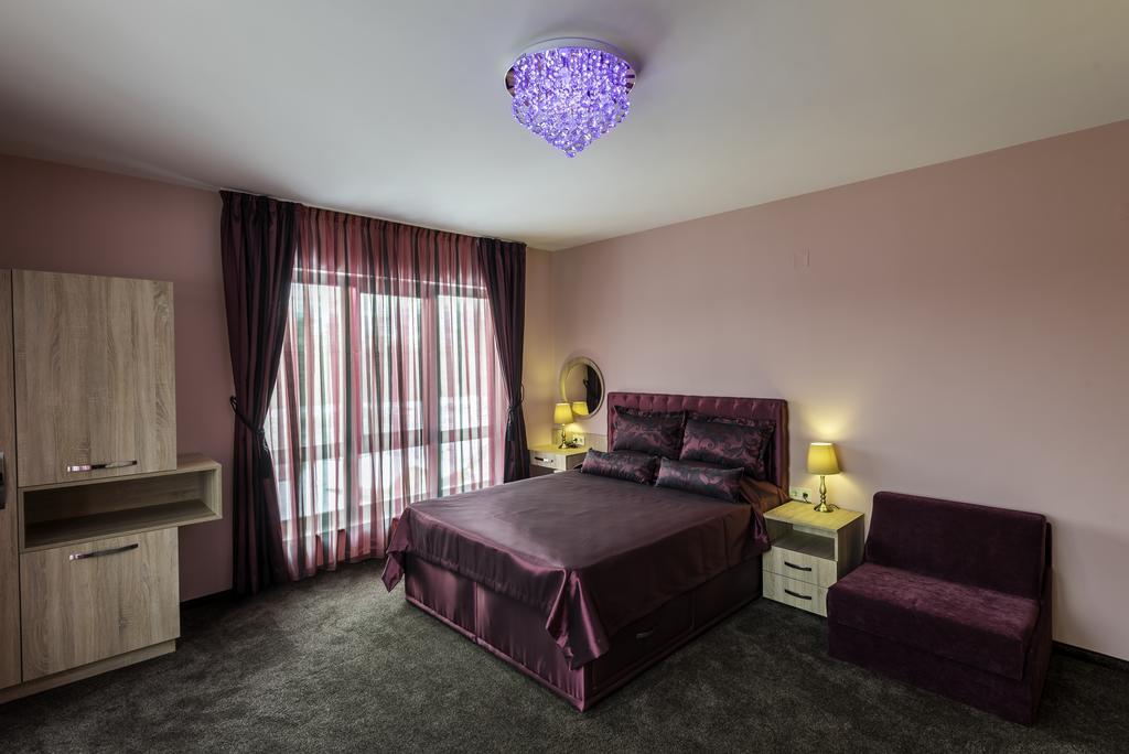 Victoriya'S House Hotel Hisarya Exterior photo