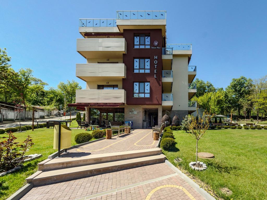 Victoriya'S House Hotel Hisarya Exterior photo